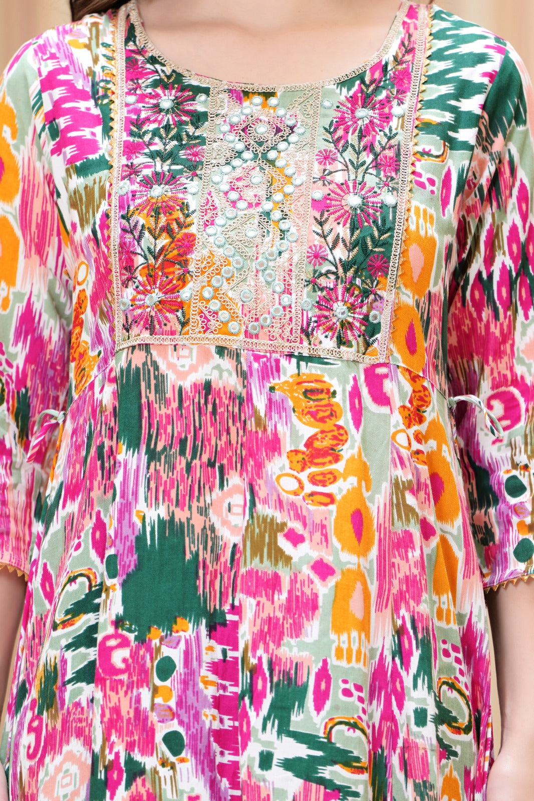 Women's Pure Viscose Rayon Floral Print Straight Kurti - Multicoloured