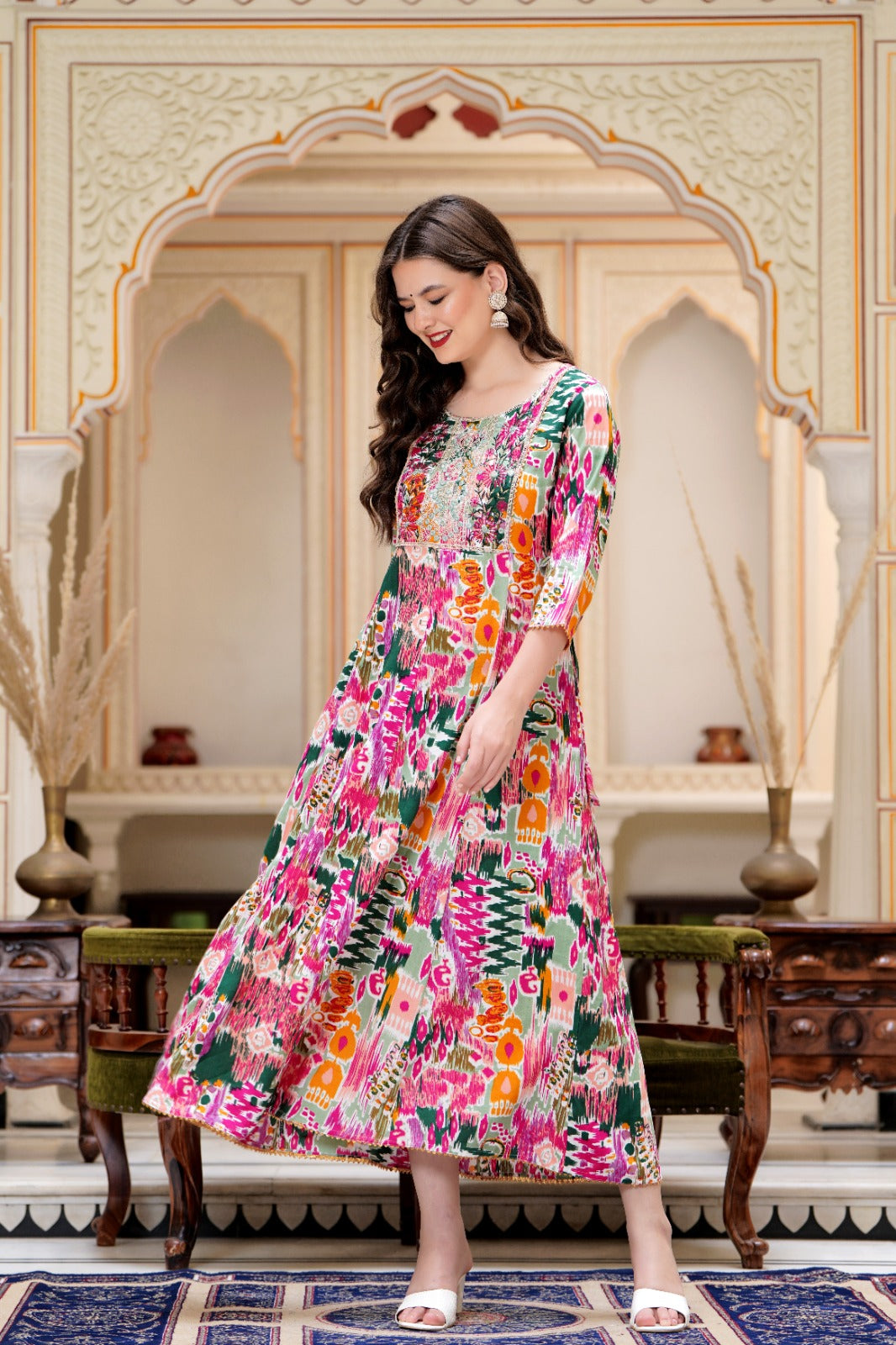 Women's Pure Viscose Rayon Floral Print Straight Kurti - Multicoloured